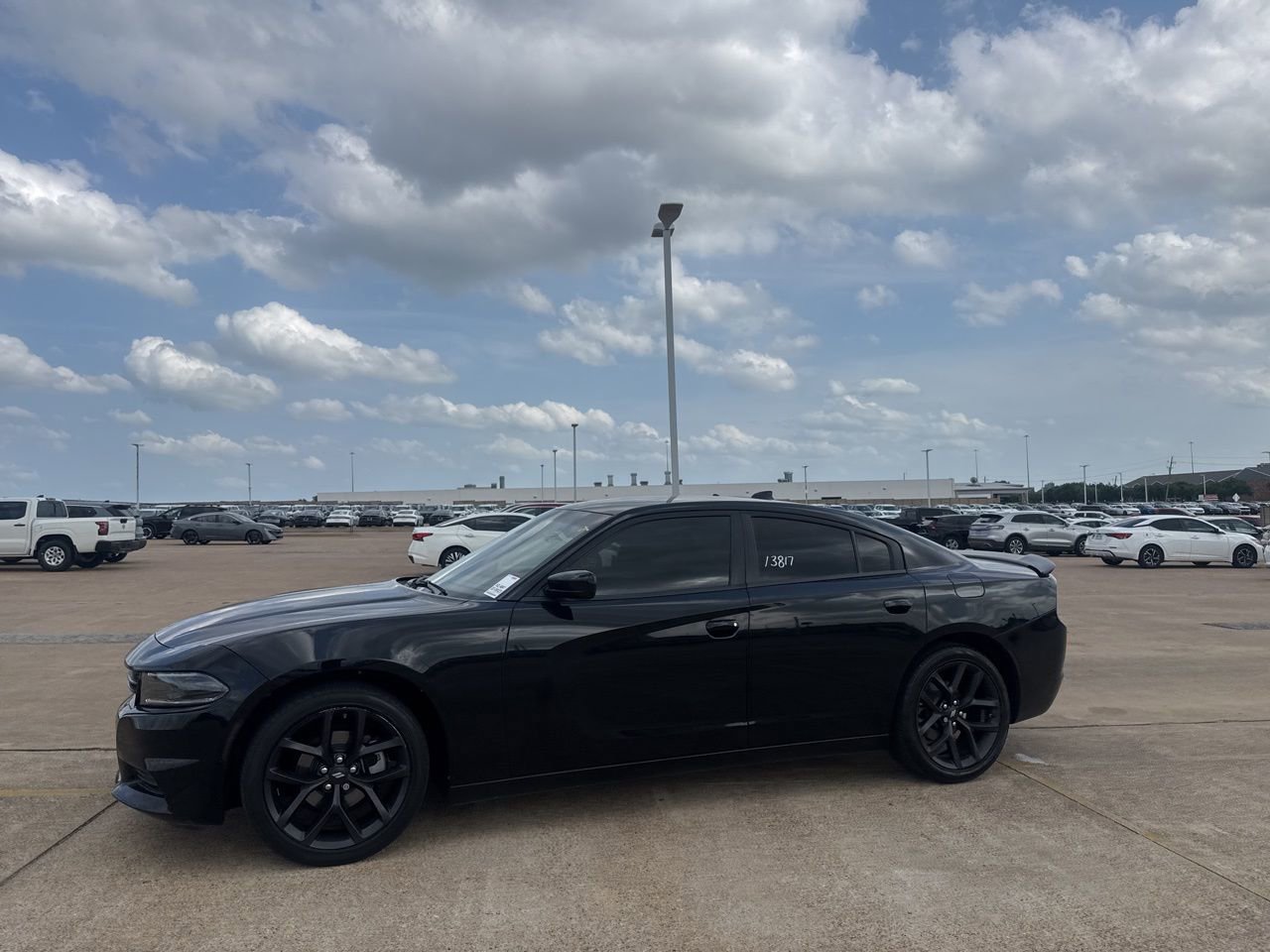 Used 2023 Dodge Charger SXT w/ Blacktop Package image 10
