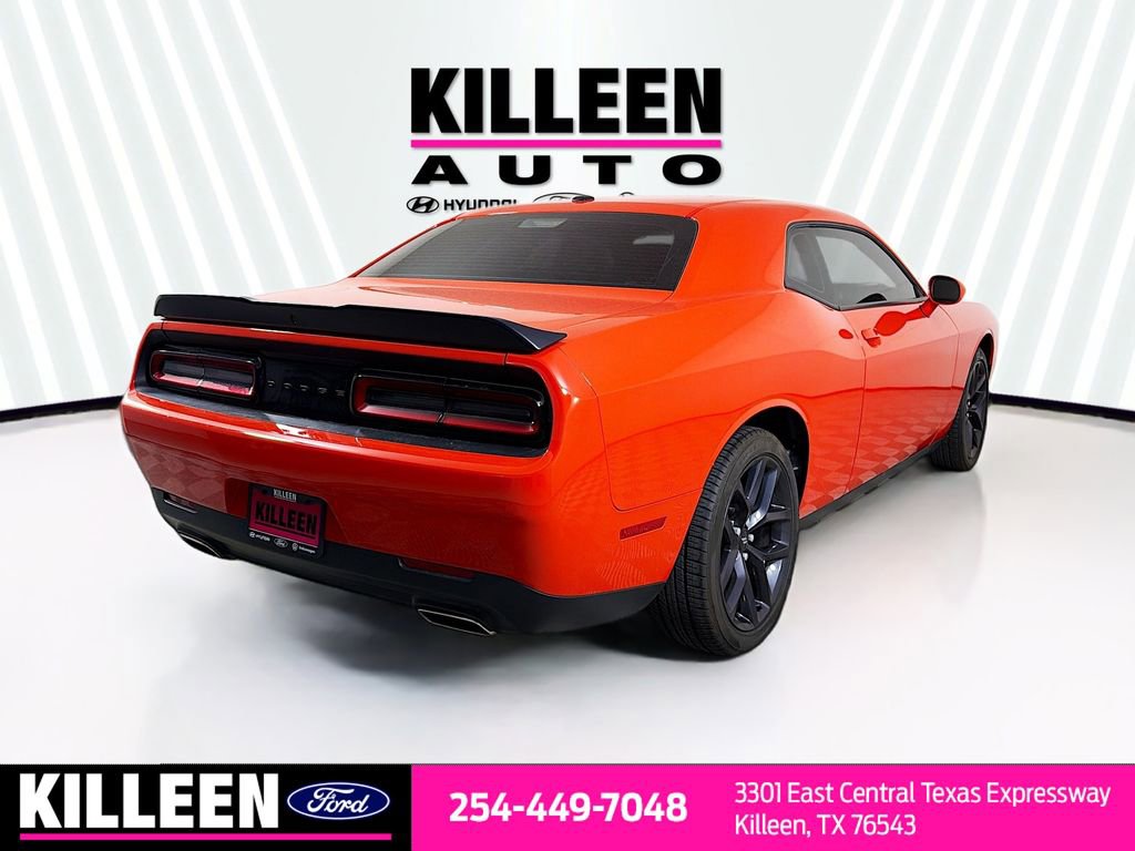 Used 2023 Dodge Challenger SXT w/ Blacktop Package image 8