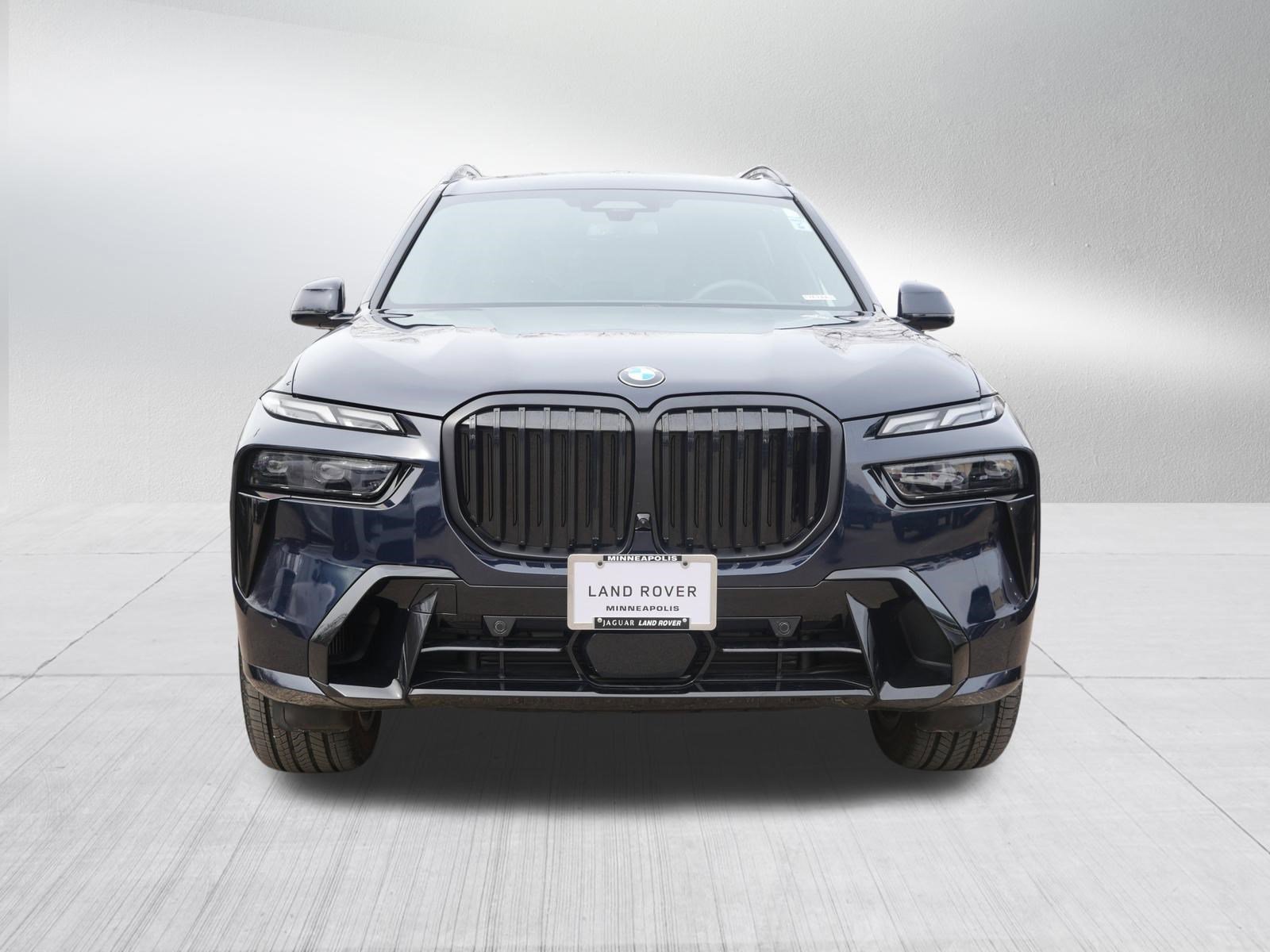 Used 2026 BMW X7 xDrive40i image 8