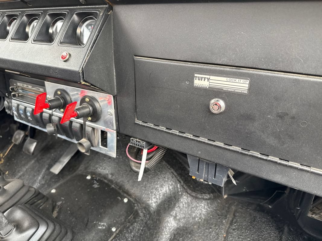 Used 1989 Jeep Wrangler Sahara AWD/4WD image 40