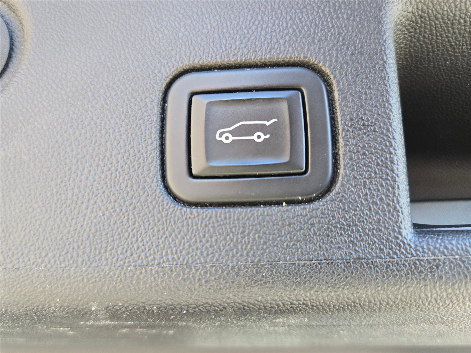 Used 2022 Chevrolet Equinox LT image 14