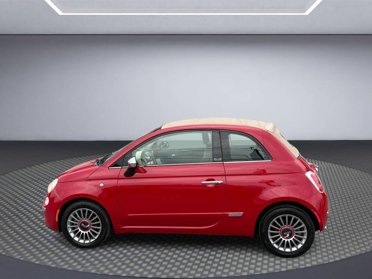Used 2012 FIAT 500 Lounge w/ Luxury Leather Pkg FWD image 5