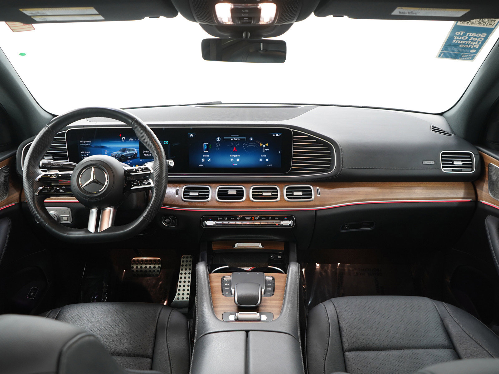 Used 2024 Mercedes-Benz GLS 450 4MATIC image 15