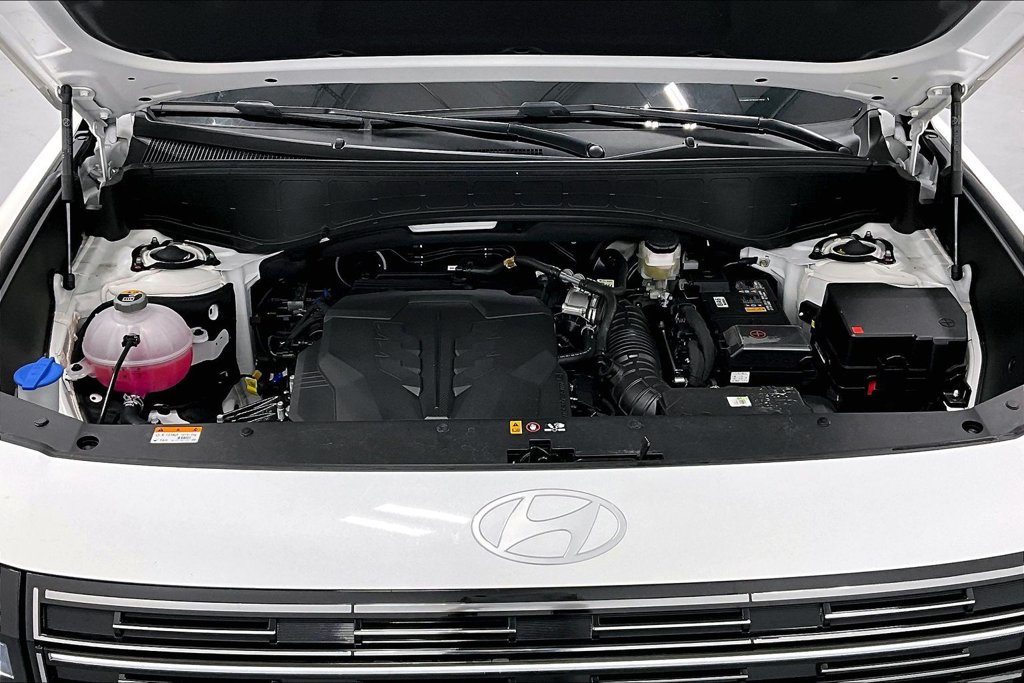 Used 2026 Hyundai Palisade SEL FWD image 11