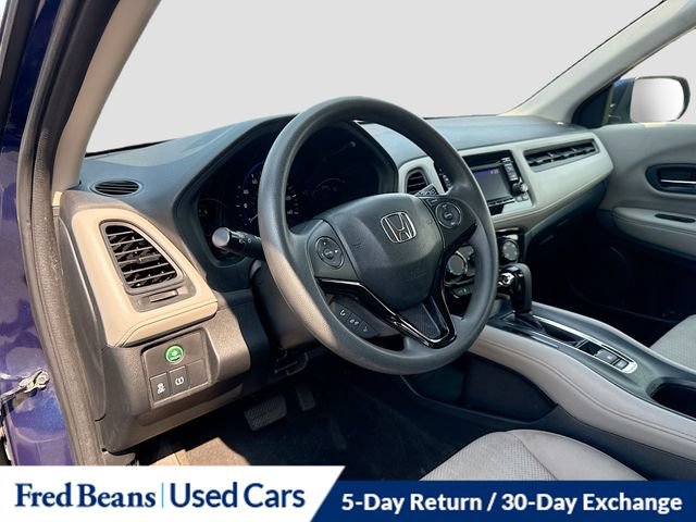 Used 2017 Honda HR-V LX image 11