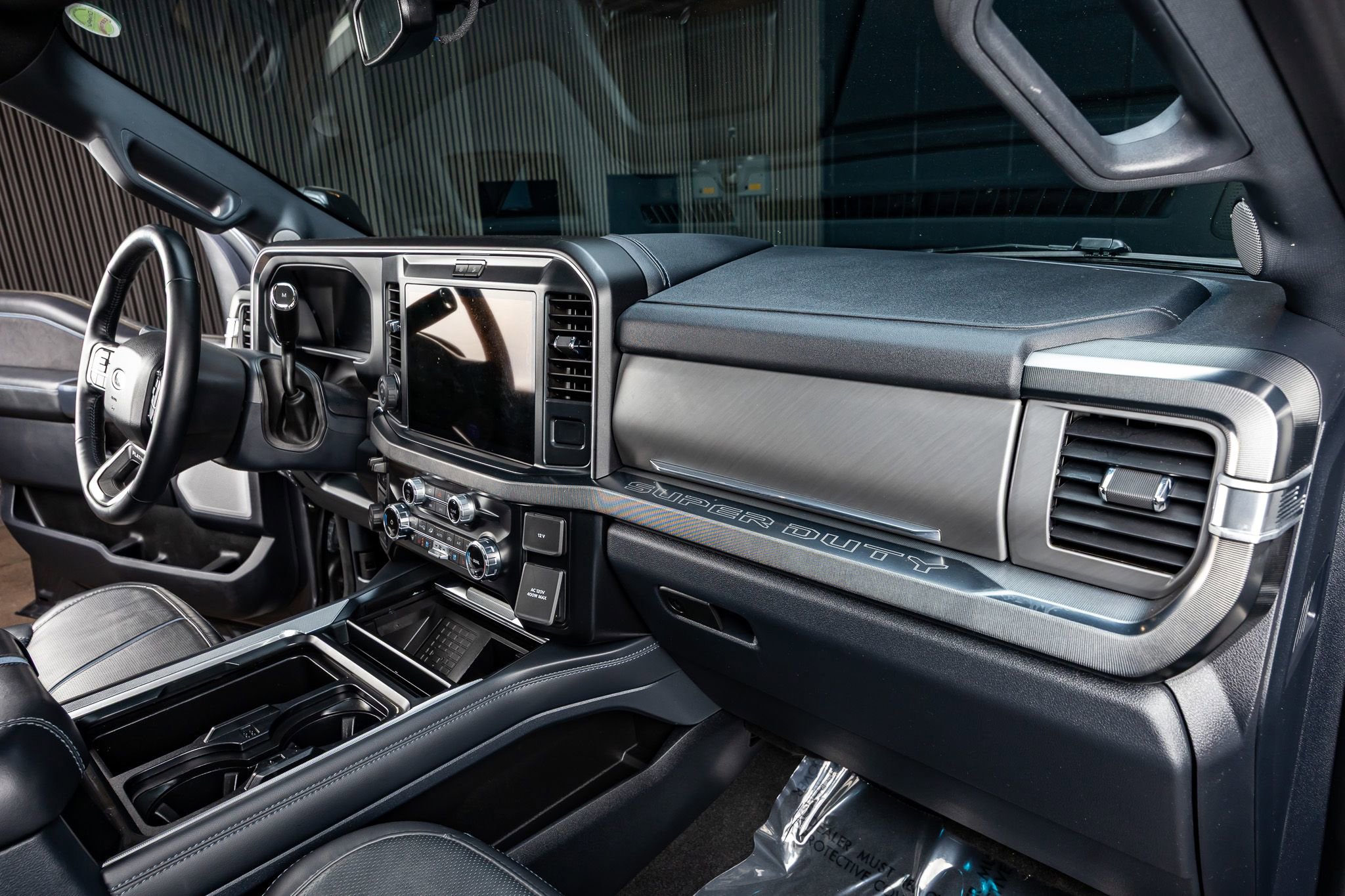 Used 2025 Ford F250 Platinum image 17