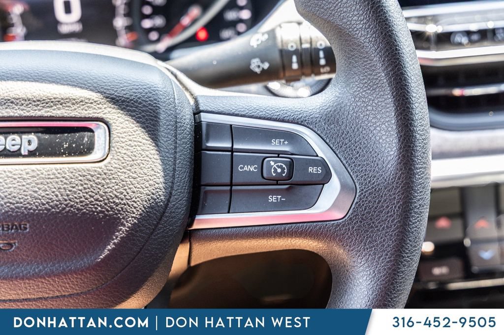Used 2024 Jeep Compass Sport AWD/4WD image 15