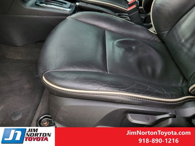 Used 2013 Ford Fiesta Titanium image 24