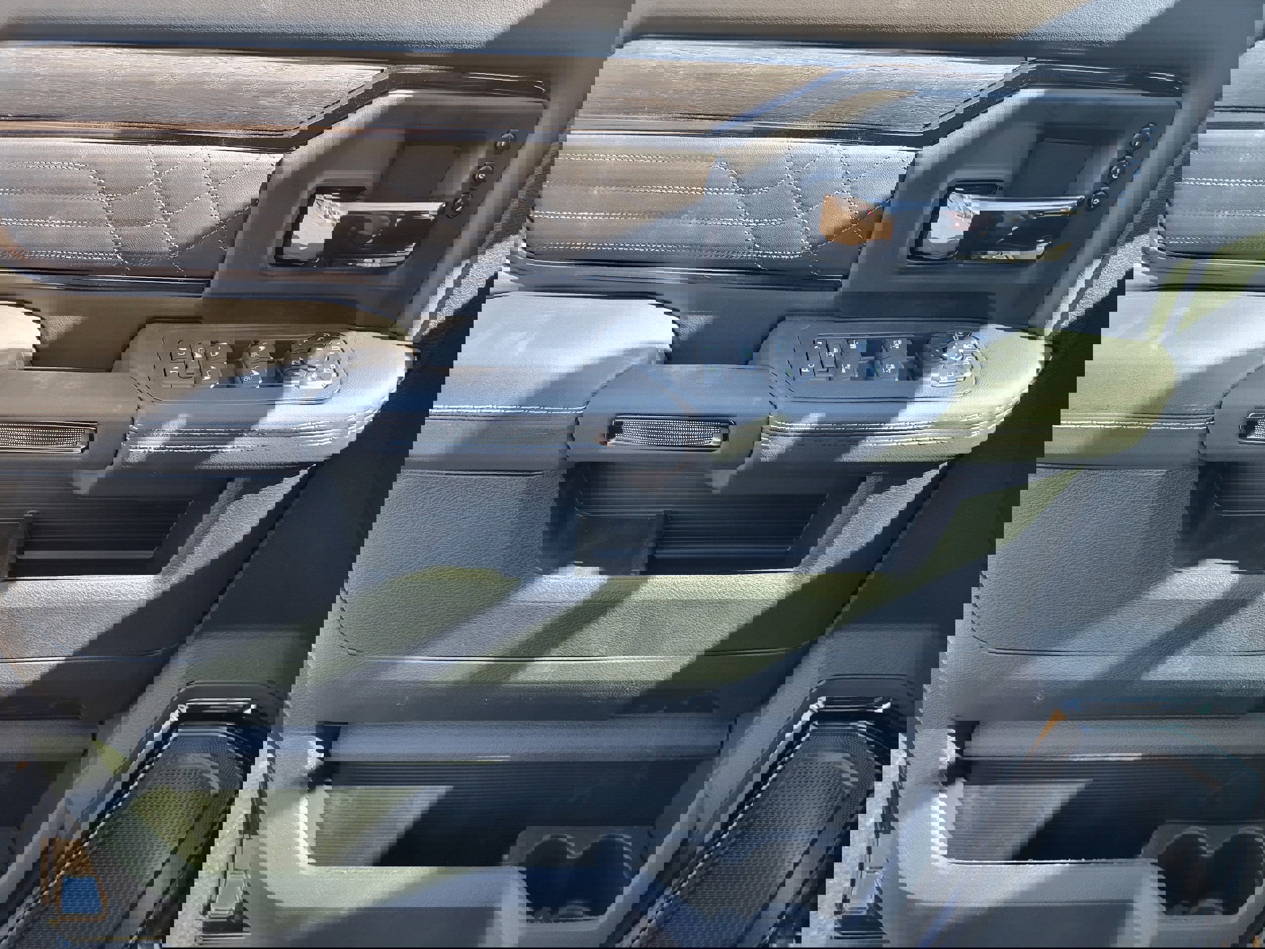 New 2026 RAM 2500 Limited image 23