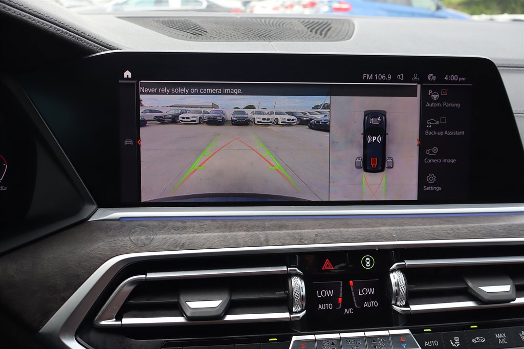 Used 2020 BMW X7 M50i AWD/4WD image 40