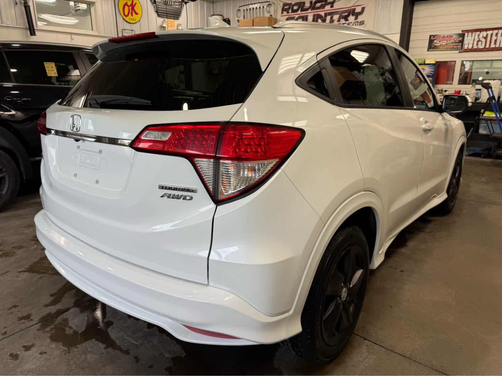 Used 2020 Honda HR-V Touring image 5