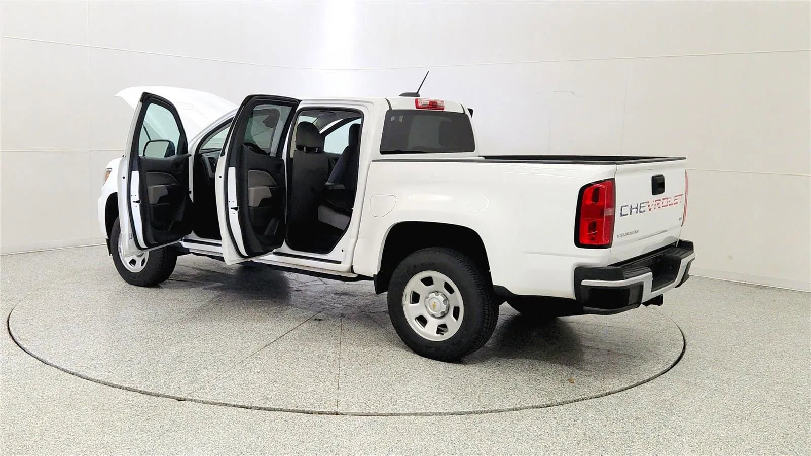 Used 2022 Chevrolet Colorado W/T w/ WT Convenience Package image 11