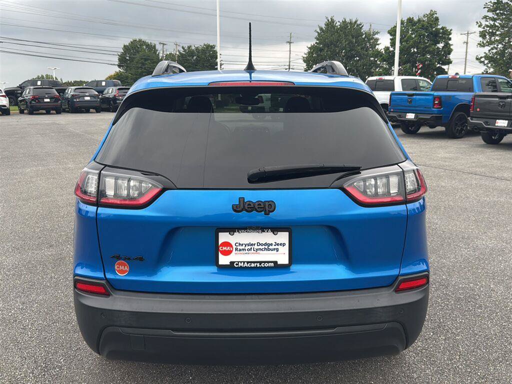 Used 2023 Jeep Cherokee Altitude Lux AWD/4WD image 6