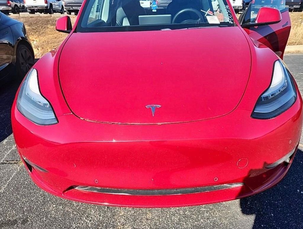Used 2020 Tesla Model Y Long Range image 10