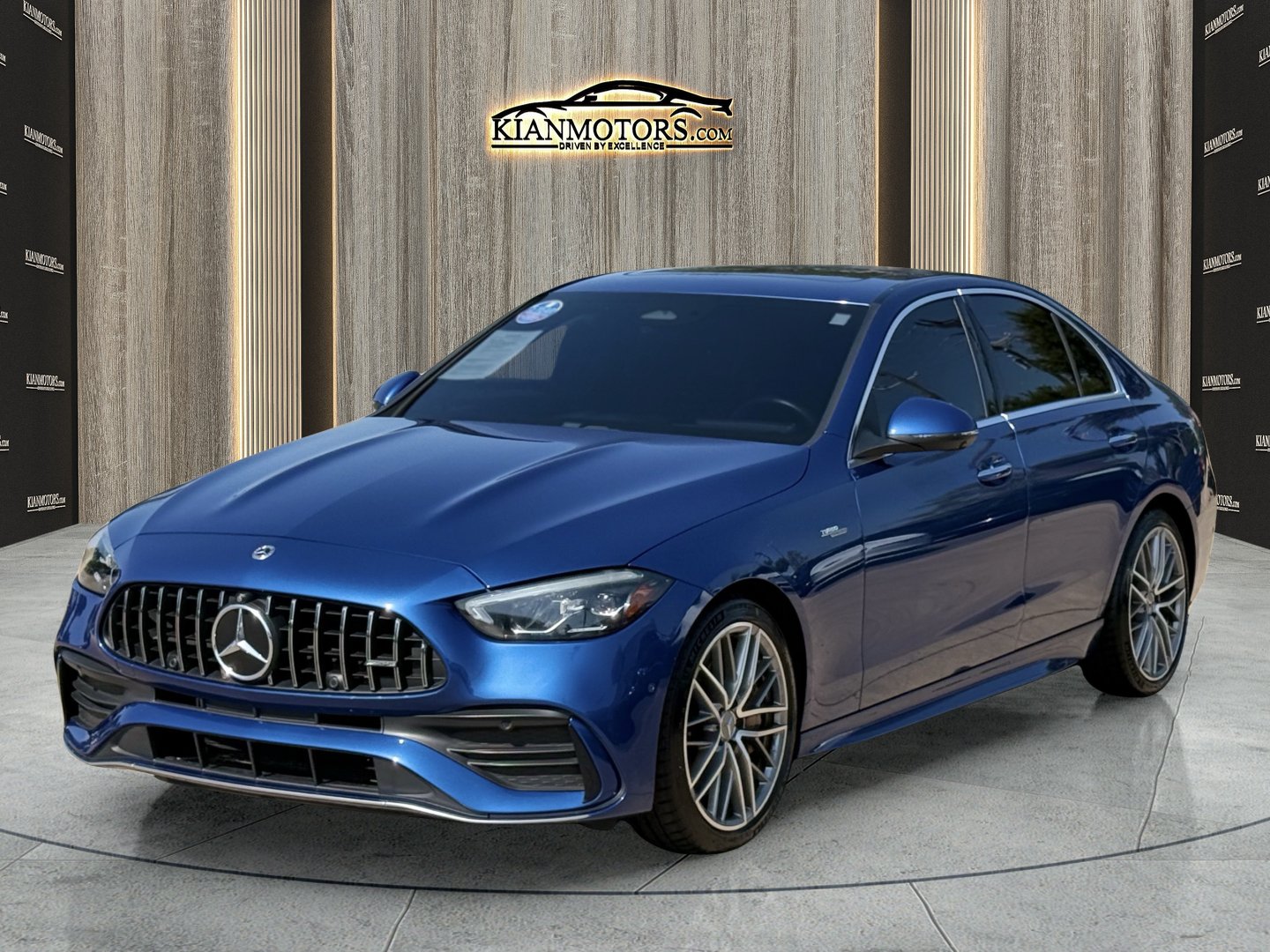 Used 2023 Mercedes-Benz C 43 AMG 4MATIC Sedan image 3