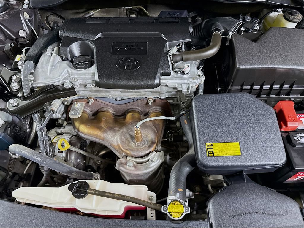 Used 2014 Toyota Camry LE FWD image 31