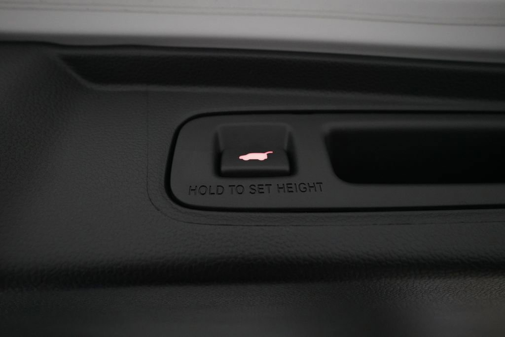 Certified 2025 Honda CR-V Sport Touring image 15