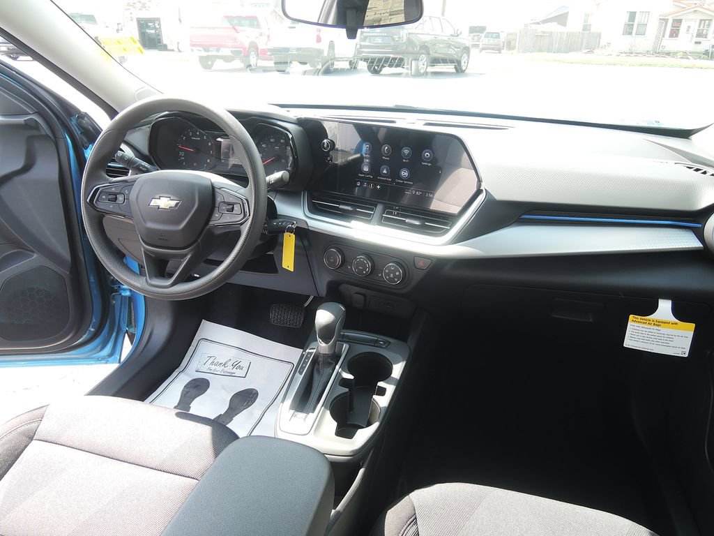 New 2026 Chevrolet Trax LS image 30