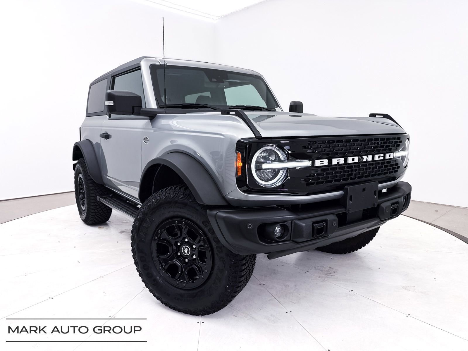 Used 2023 Ford Bronco Wildtrak image 1