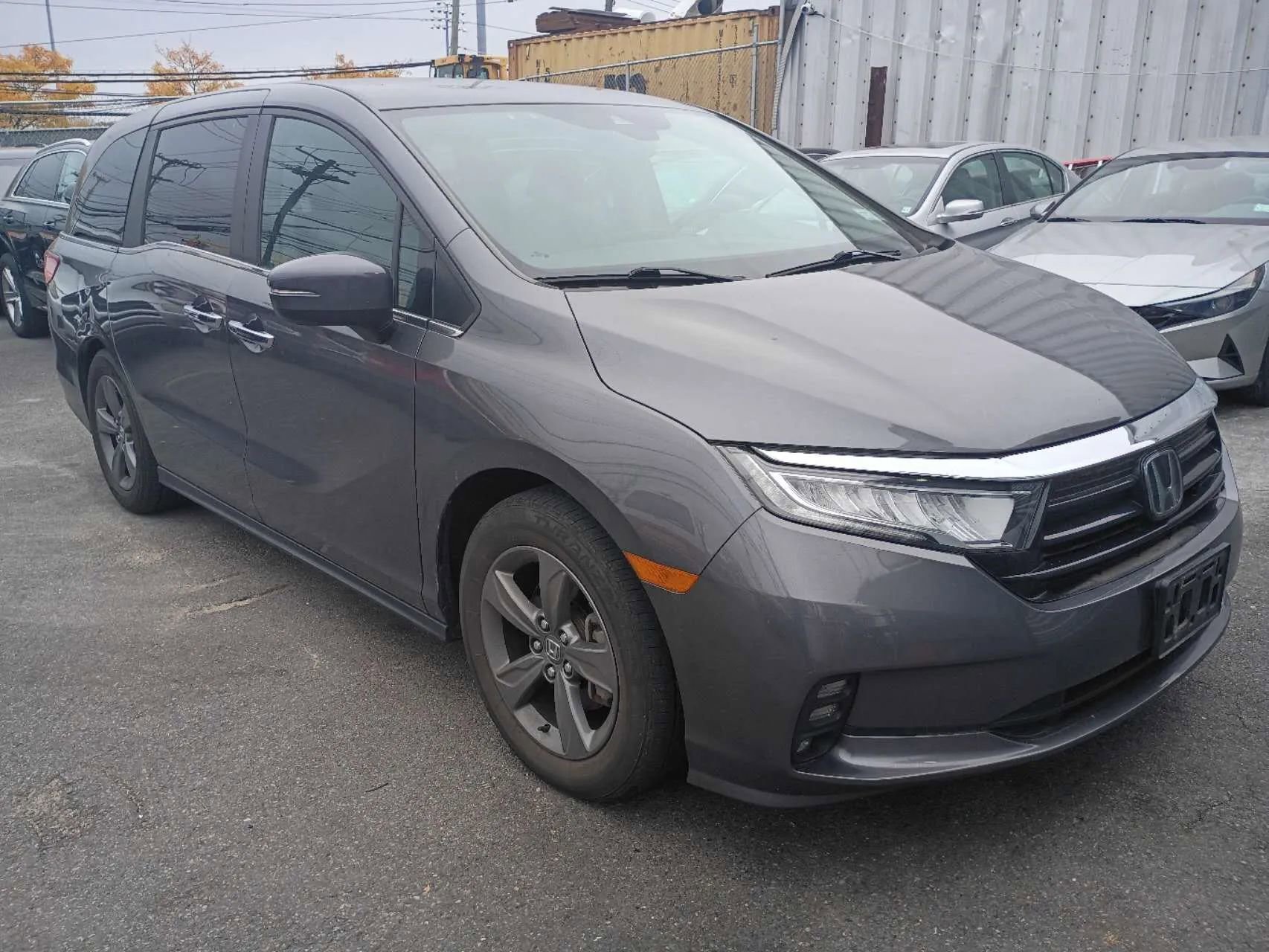 Used 2022 Honda Odyssey EX image 3