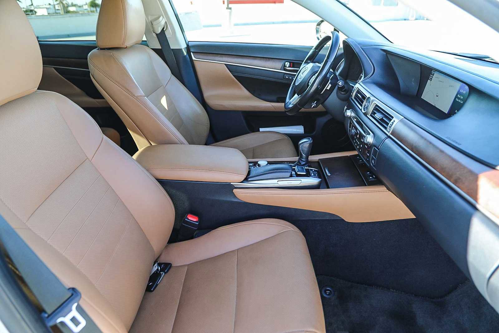 Used 2016 Lexus GS 450h image 16