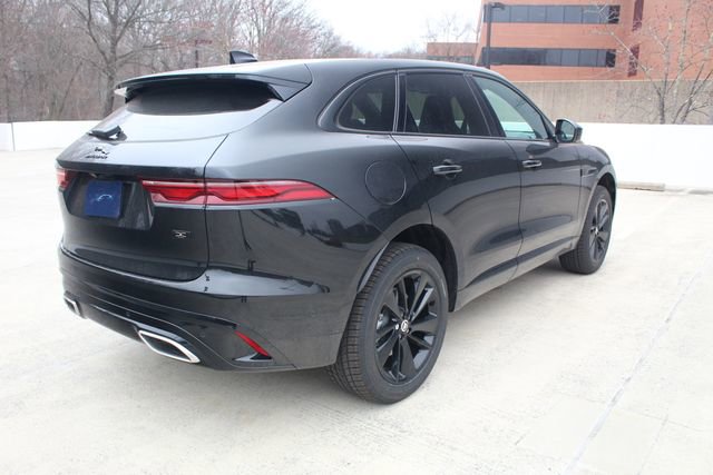New 2026 Jaguar F-PACE R-Dynamic S image 2