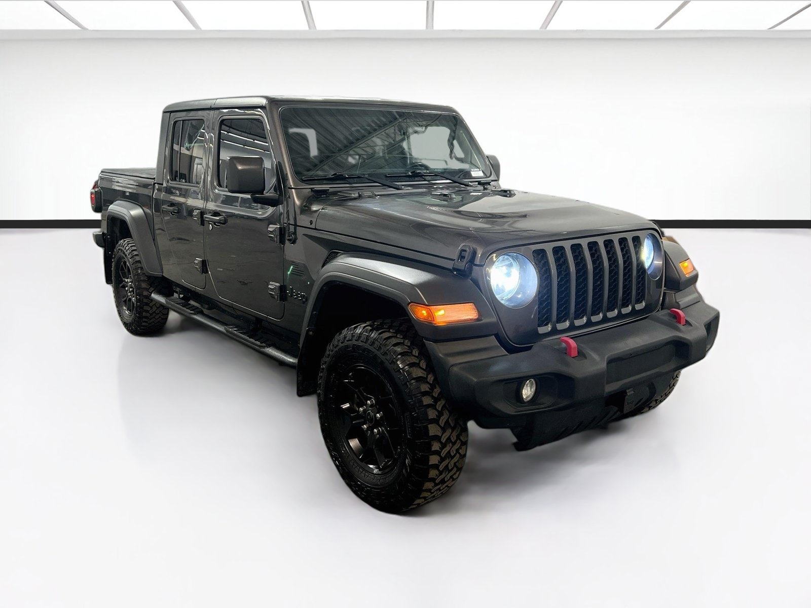 Used 2020 Jeep Gladiator Sport w/ Quick Order Package 24S AWD/4WD image 2