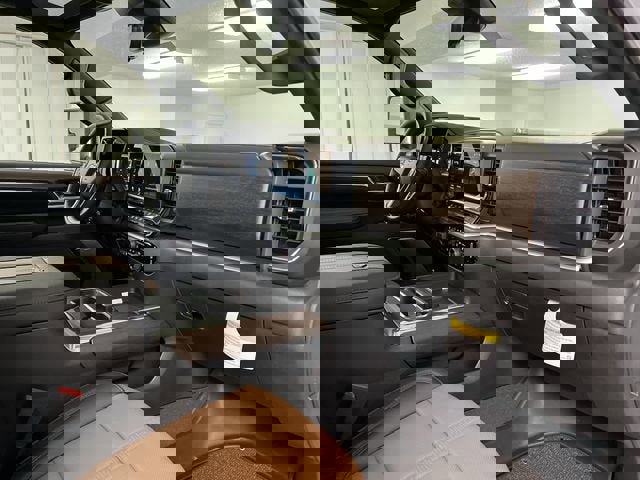 New 2025 Chevrolet Silverado 2500 High Country w/ Technology Package image 30