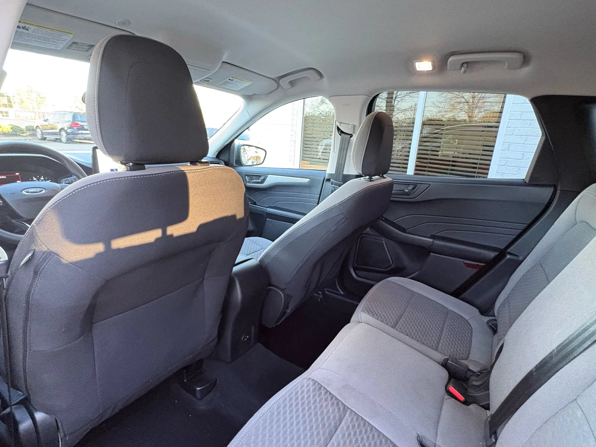 Used 2022 Ford Escape SE FWD image 20