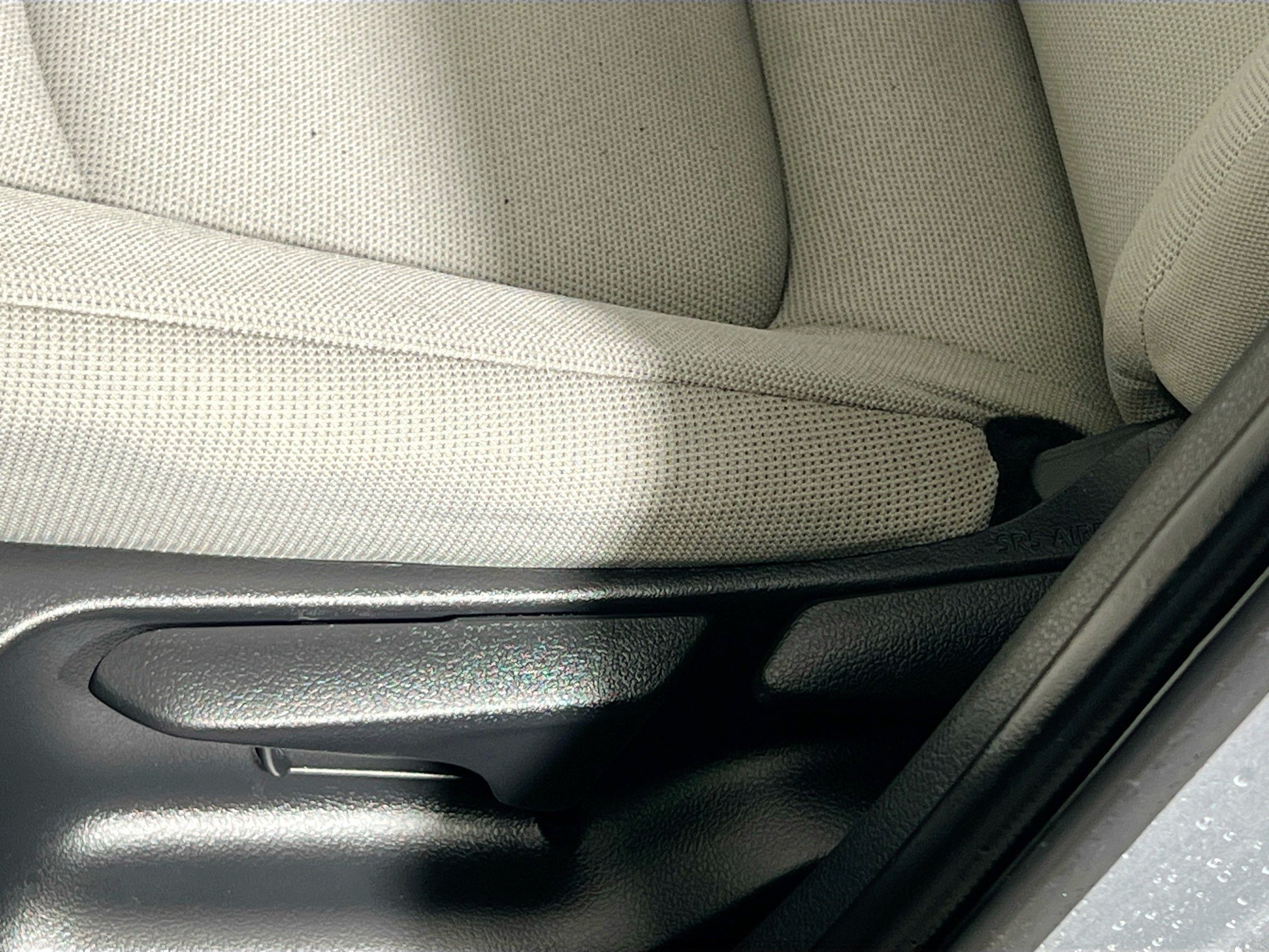 Used 2024 Toyota Corolla Cross L FWD image 15