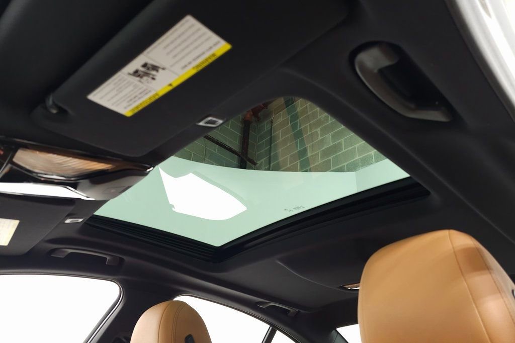 Used 2023 BMW 530i xDrive w/ Convenience Package image 15