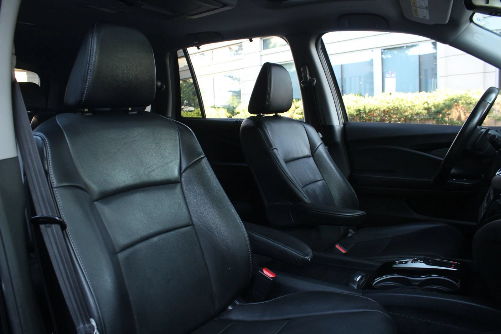 Used 2020 Honda Pilot Touring image 27
