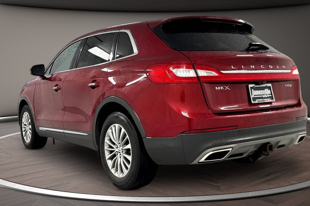 Used 2016 Lincoln MKX Select w/ Select Plus Package AWD/4WD image 5