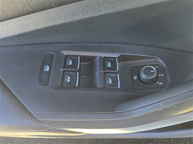 Used 2022 Volkswagen Jetta SE image 30