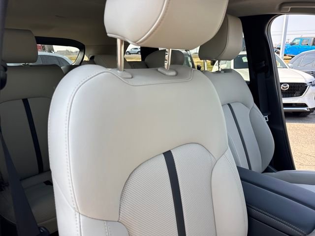 New 2026 MAZDA CX-90 Plug-In Hybrid w/ Preferred image 25