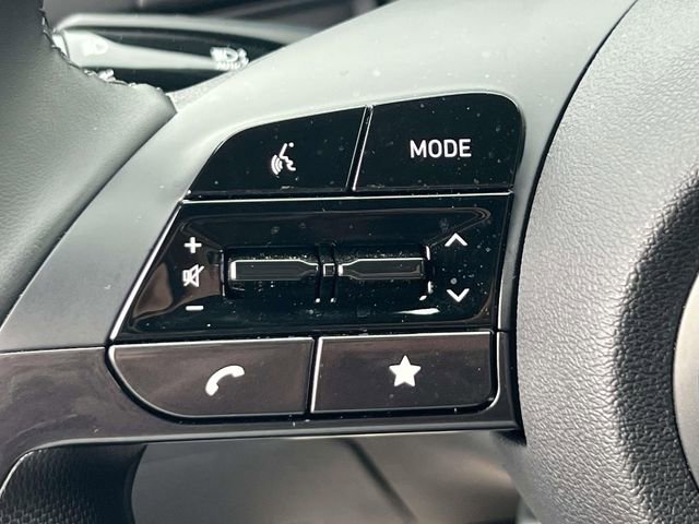 Certified 2025 Hyundai Elantra Sport FWD image 19