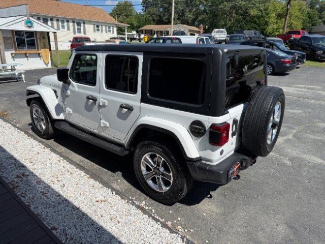 Used 2018 Jeep Wrangler Unlimited Sahara image 5
