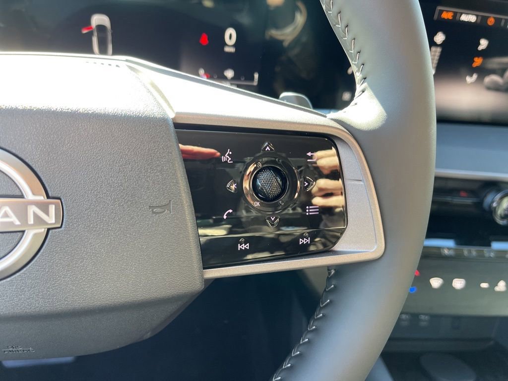 New 2026 Nissan Murano SV AWD/4WD image 16