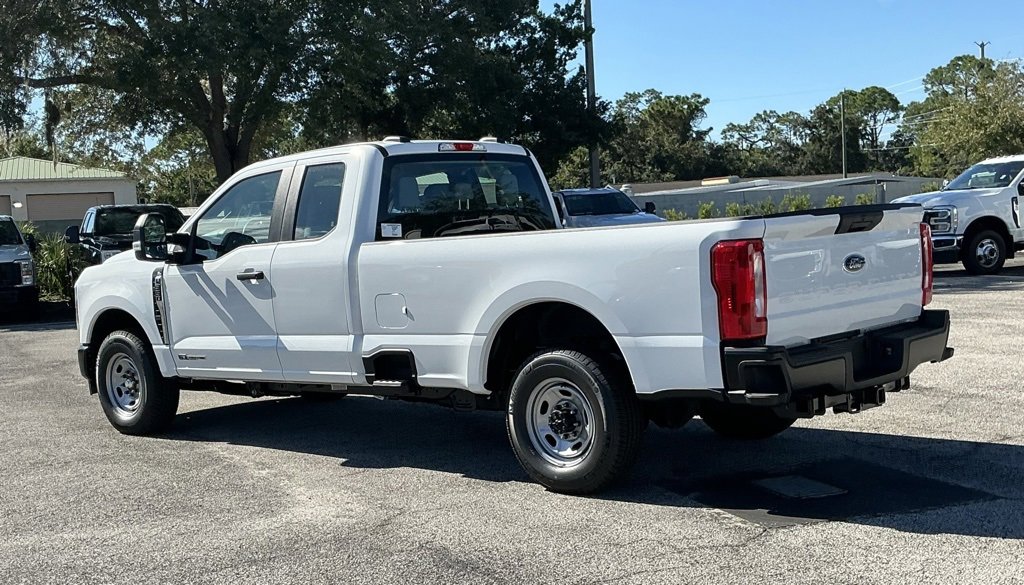 New 2026 Ford F350 XL image 4