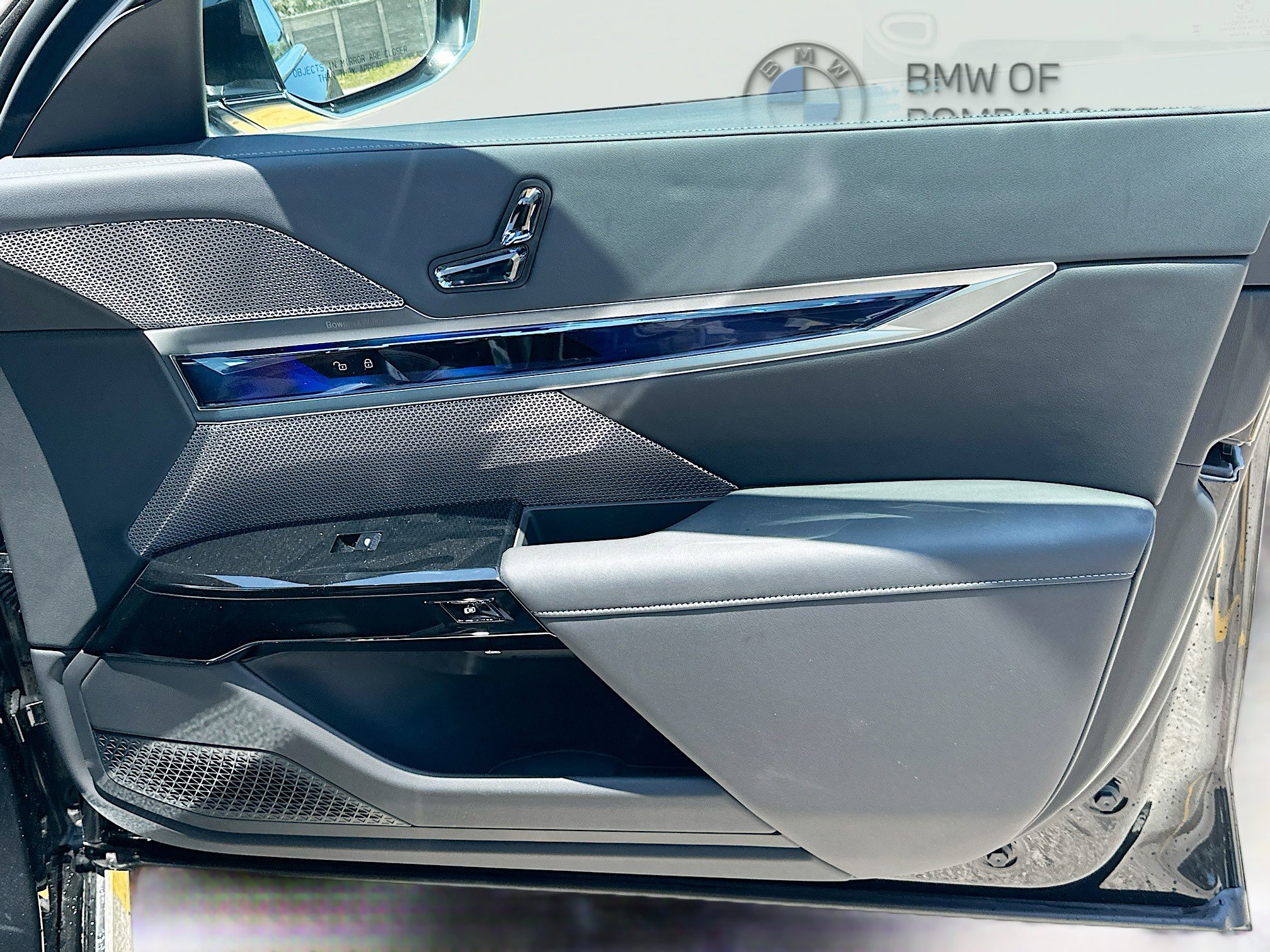 Used 2024 BMW i7 xDrive60 w/ Executive Package image 36