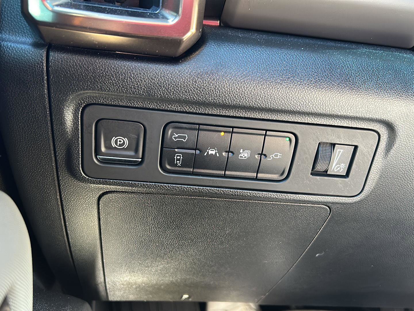 Used 2024 GMC Hummer EV 2X image 18