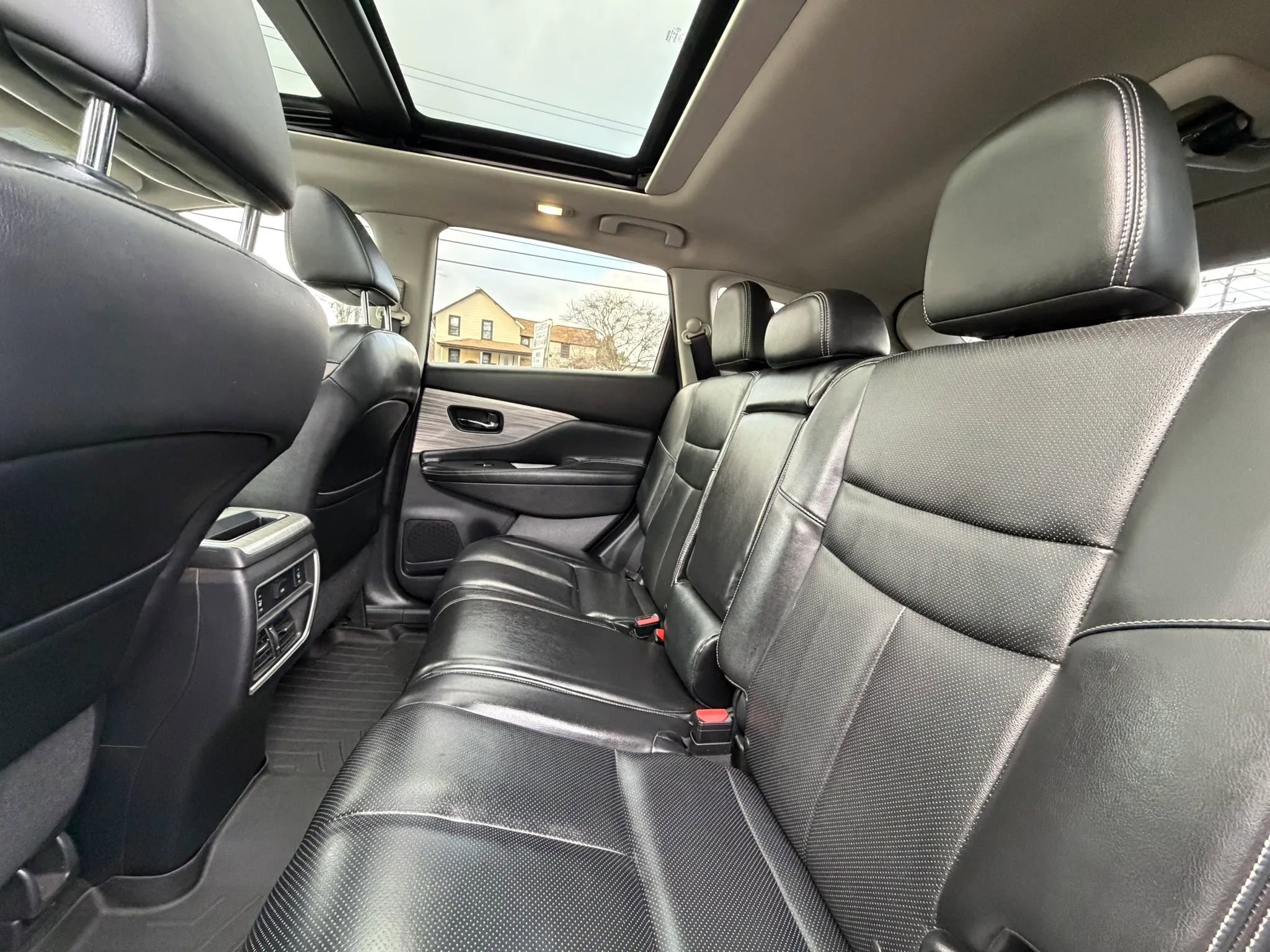 Used 2015 Nissan Murano Platinum w/ Platinum Technology Package image 14