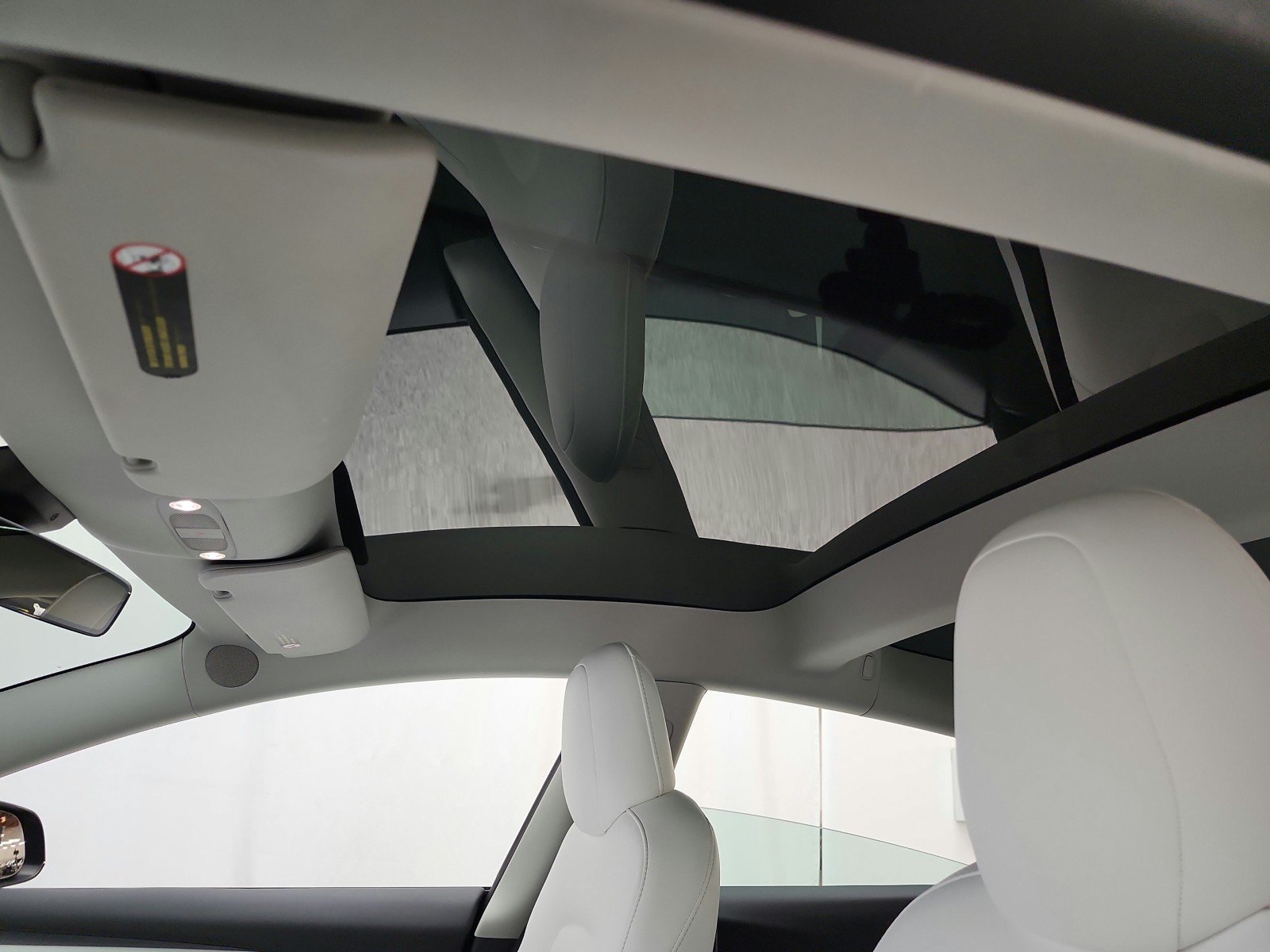 Used 2022 Tesla Model 3 Long Range AWD/4WD image 11