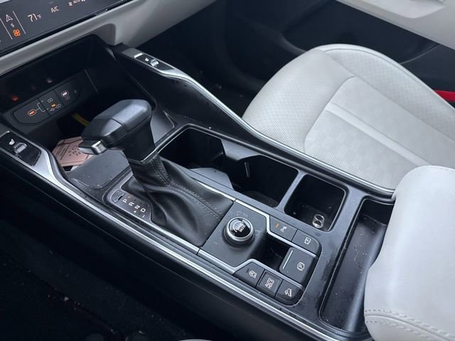 Used 2025 Kia Sorento S image 22