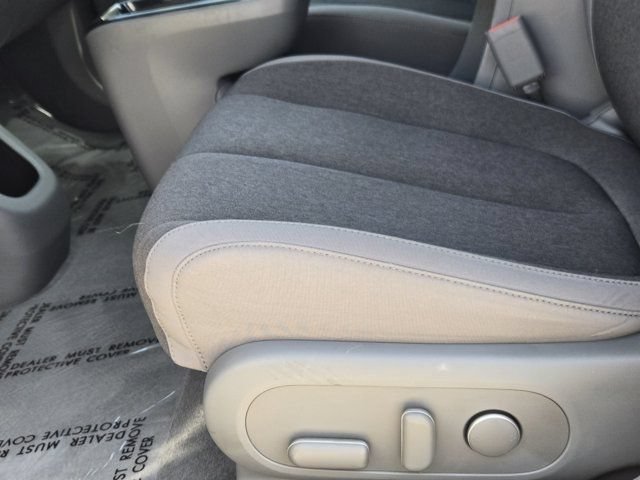Certified 2025 Hyundai Ioniq 5 SE RWD image 25
