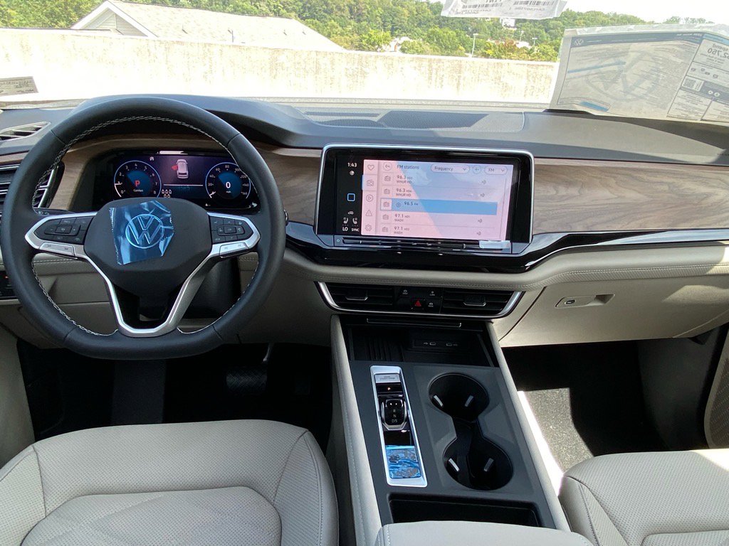 New 2026 Volkswagen Atlas SE image 8