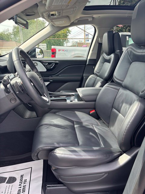 New 2026 Lincoln Aviator Reserve AWD/4WD image 2