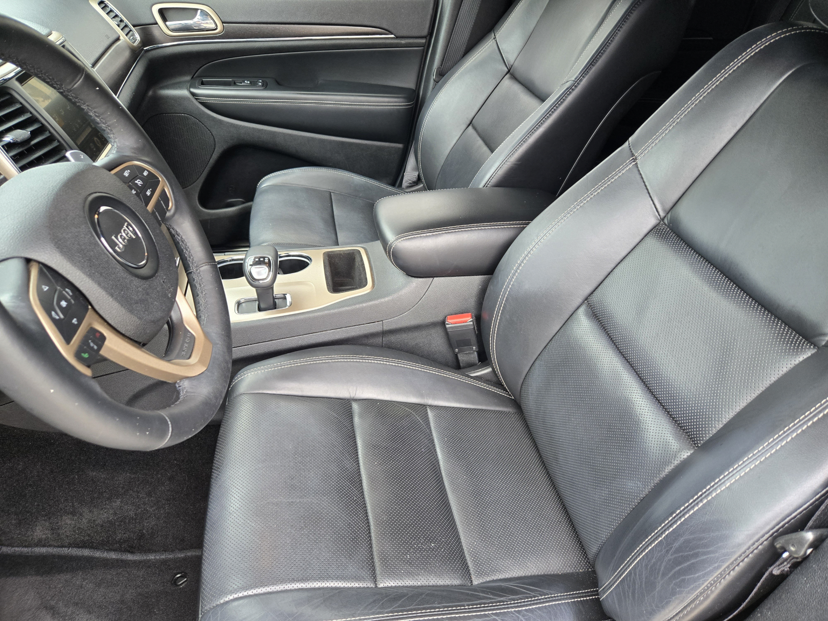 Used 2014 Jeep Grand Cherokee Limited w/ Luxury Group II RWD image 8