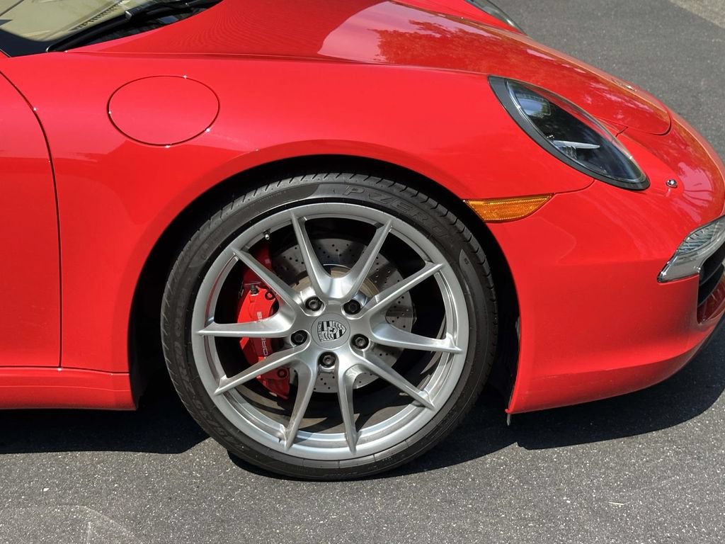 Used 2014 Porsche 911 Carrera S RWD image 9