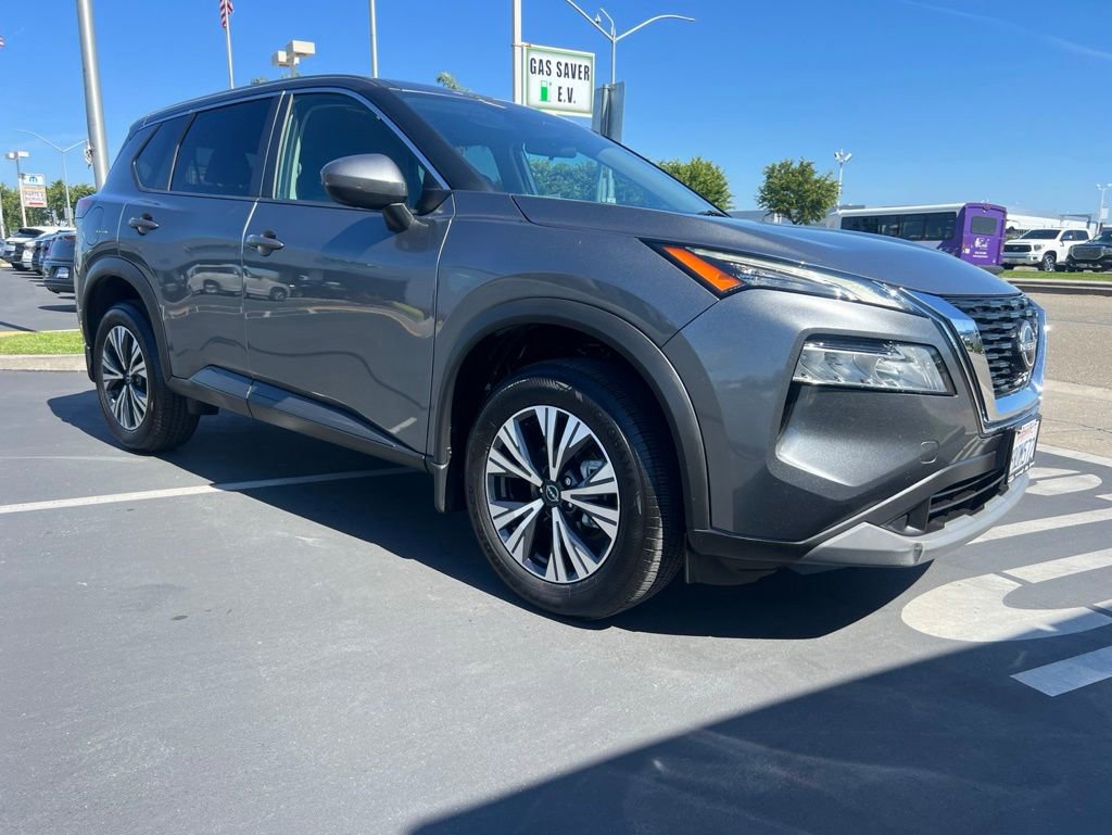 Used 2022 Nissan Rogue SV FWD image 10